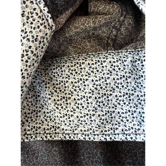 International Report Black Blue Micro Floral Print Long Sleeve Button Down Mediu - Picture 8 of 8